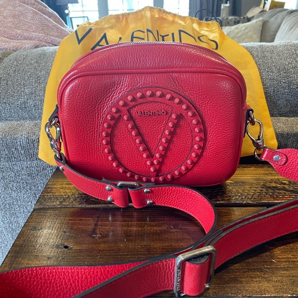 AUTHENTIC Valentino cross body bag - Picture 2 of 6